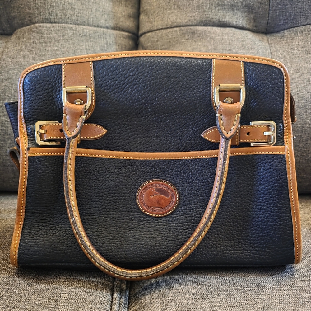 Dooney & Bourke R212 ‘All Weather’ Black-tan Cross-body Zip-top Satchel Handbag - Picture 2 of 12